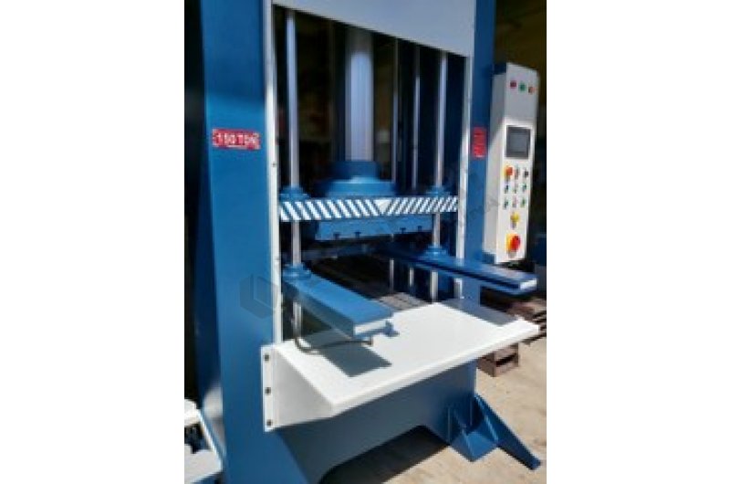 150 Ton Kalıp Çıkarmalı Tam Oto. Kauçuk Presi  Tabla 450 x 550