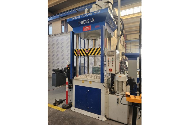 200 Ton Pressan Sutunlu Sıvama Pres Model Yılı : 2024