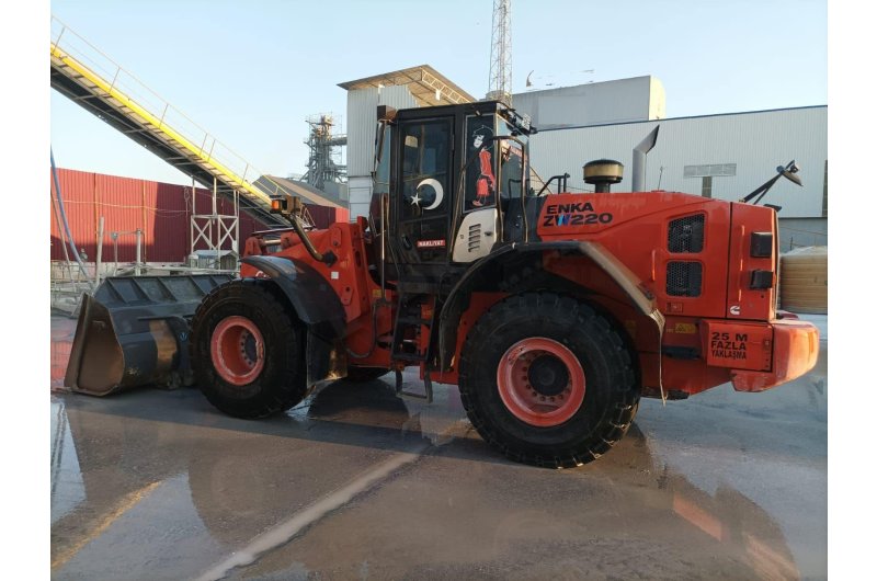 2022 HİTACHİ ZW 220-ORJİNAL-0532 303 0550