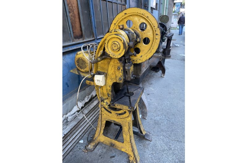 5 TONLUK EKSANTRİK PRES