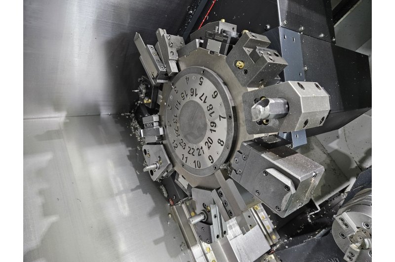 Doosan Lynx 2100LSYB C-Y Eksen Çift Ayna CNC Torna ve Çubuk Sürü