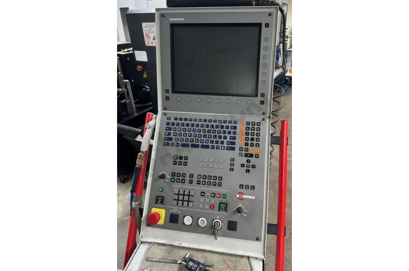 Hermle B 300 U 5 Eksen CNC Dik İşleme Merkezi-2011