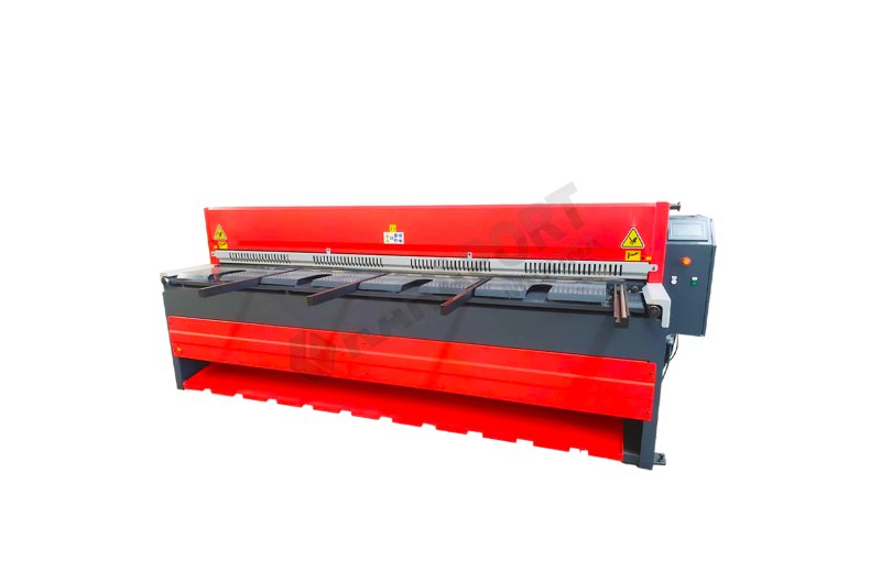 LRGM 3050 x 3,0mm Önden ve Arkadan Düşürmeli Rediktörlü Giyotin